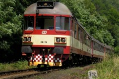 854b