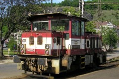 704