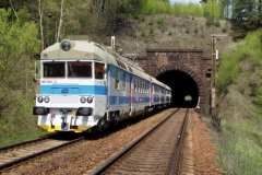 560c